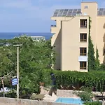 Doridas Hotel 3*