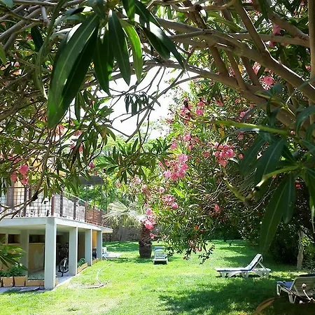 Otel Doridaş Kuşadası